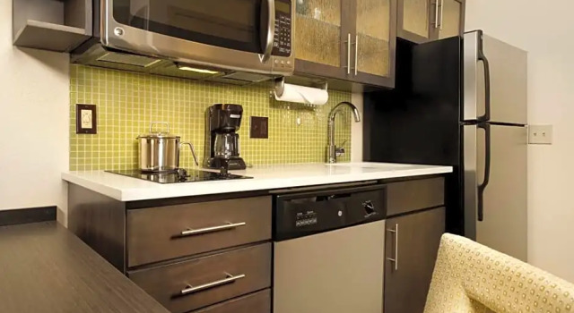 Run of House Candlewood Suites Alexandria - Fort Belvoir by IHG