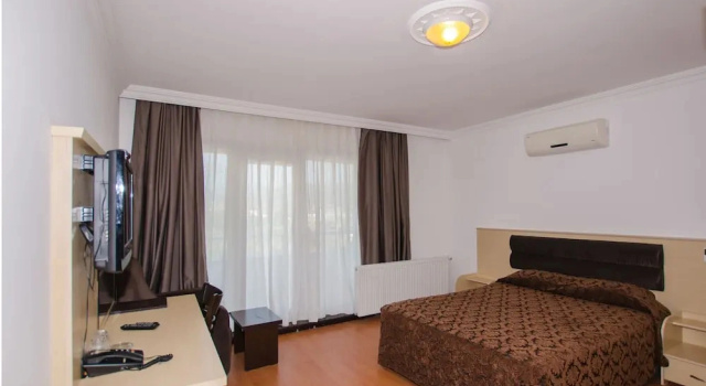 Одноместный номер Classic с балконом и с красивым видом из окна Entur Thermal Resort & Spa Hotel