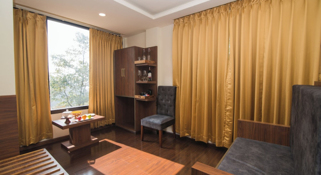 Двухместный люкс с красивым видом из окна Tree of Life Indra Mandala Hotel, Gangtok