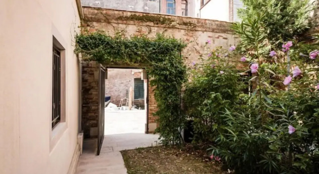 MYSWEETPLACE - Fondamenta Moro Apartment, Забронировать Апартаменты/квартира Каннареджо Венеция, рядом с Консульство Российской Федерации в Венеции