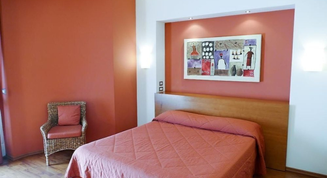 Stella charming & luxury rooms, Varaa Hotelli Hotellit Conversano aamiaisella, Aamiainen