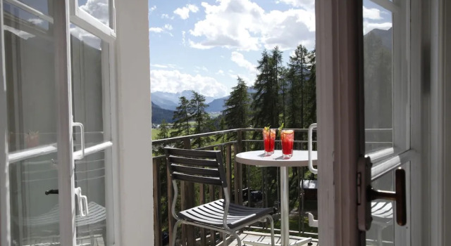 Полулюкс с красивым видом из окна Hotel Castell