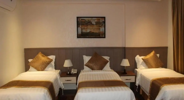 Трёхместный номер Batoul Ajyad Hotel