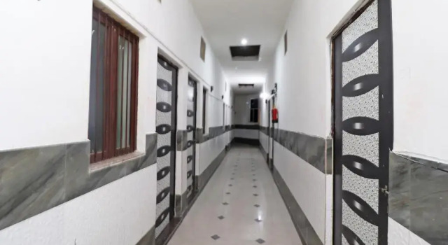 Hotel Metro By OYO Rooms, Varaa Hotelli Faridabad Haryana