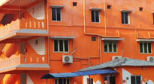 Hotel Vashishta