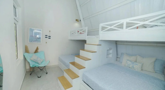 Elegant Chalet 2 Minutes From the Beach Ideal Families