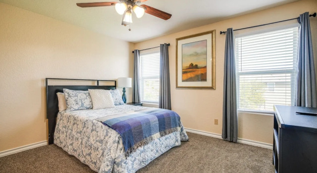 Апартаменты San Antonio Townhome ~ 2 Mi to Aquarium!