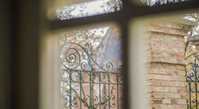 Апартаменты Peacock Boutique Apartments