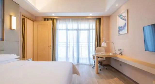 Люкс Deluxe Vienna International Hotel (Sanya Duty Free Mall)