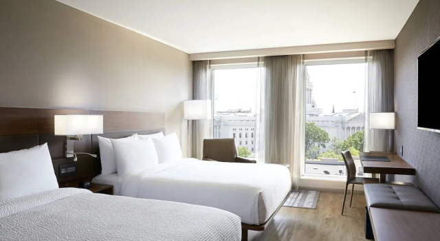 Четырёхместный номер Standard с видом на город AC Hotel by Marriott Madison Downtown
