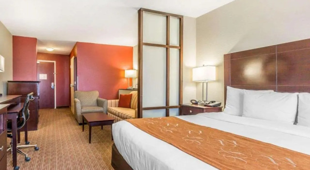 Двухместный люкс Deluxe Comfort Suites Blythe