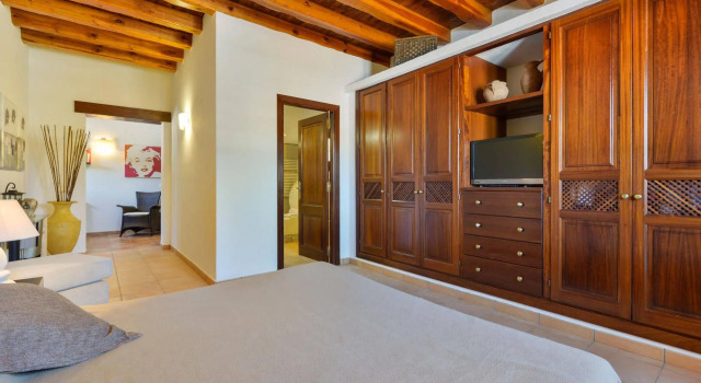 Villa Can Curreu, Book Hotel Hotels in Ibiza with a Pool, Swimming Pool