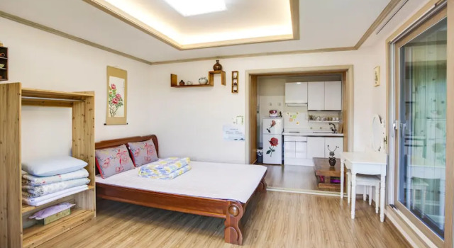Seogwipo Sanbang Dawon House Pension