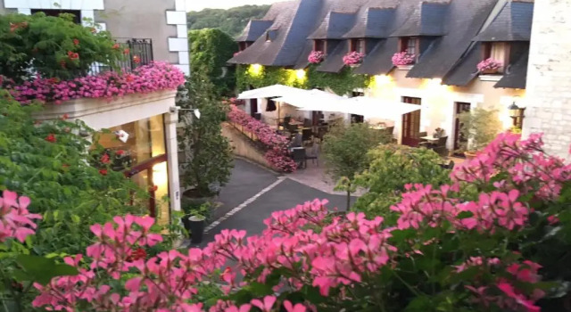 Двухместный номер Economy Logis Hotel La Croix Blanche Fontevraud