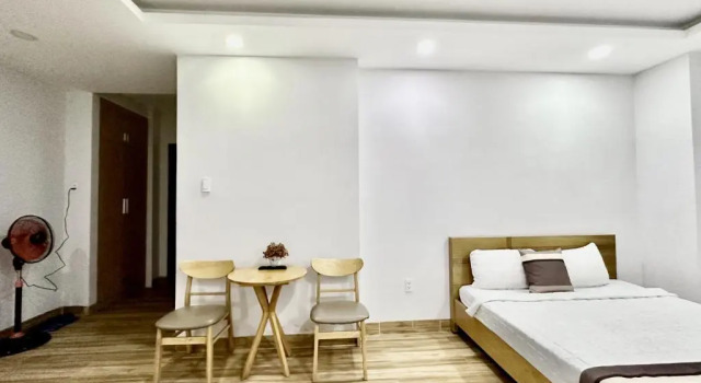 Двухместный номер Superior RedDoorz Plus near E-Town 2