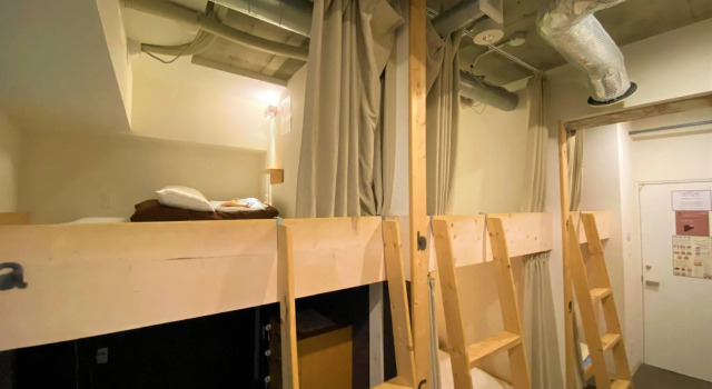 Кровать в общем номере North Stay Sapporo Minami
