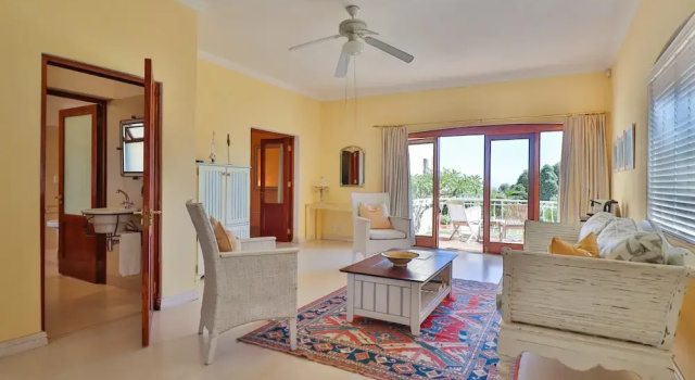 Люкс Luxury с видом на море Apricot Gardens Guesthouse