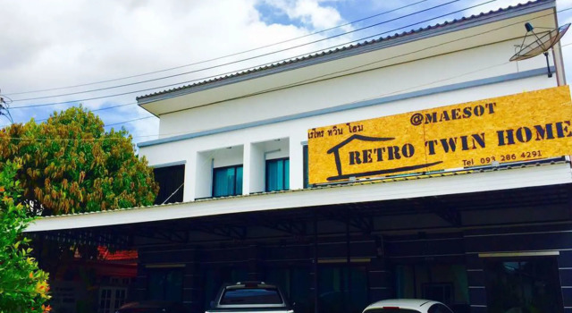 Retro Twin Home at Maesot, Varaa Matkakoti Mae Sot Tak