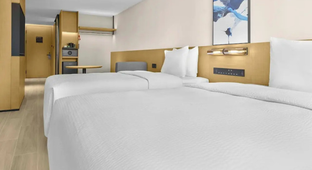 Четырёхместный номер Business с видом на город Fairfield by Marriott Shanghai Xuhui Center