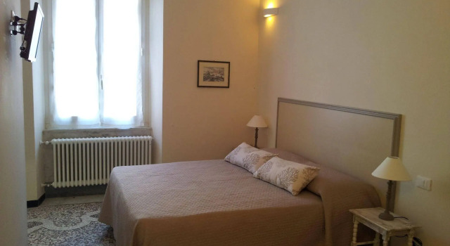 La Casa al Mare, Забронировать Отель Отели Леричи с парковкой, рядом с Пляж Lerici, Парковка