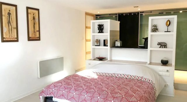 Apartment With 2 Bedrooms in Alleins, With Pool Access, Enclosed Garden and Wifi - 50 km From the Beach, Забронировать Апартаменты/квартира Альэн Буш-дю-Рон