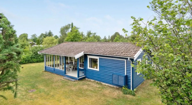 "Holga" - 450m from the sea in Sealand, Book Hotel Hoteller i Kalundborg med parkering, Parkering