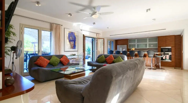 5 bedroom Villa Rio with large private pool and hot tub, Aphrodite Hills Resort, Book Resort SPA Hotels in Kouklia, SPA