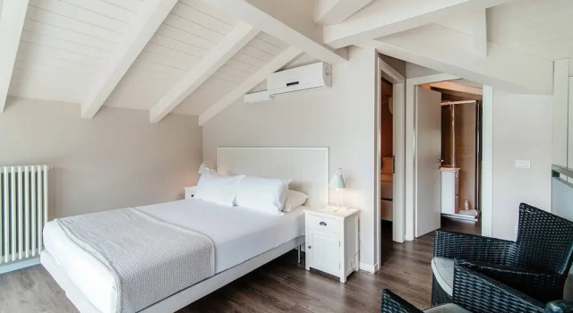 Lake's Dream, Book Apartment Hotels in Como with a Pool, Swimming Pool