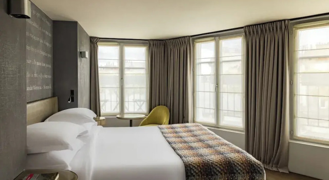 Номер Deluxe Le Pavillon des Lettres