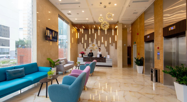Jolia Hotel Danang Beach