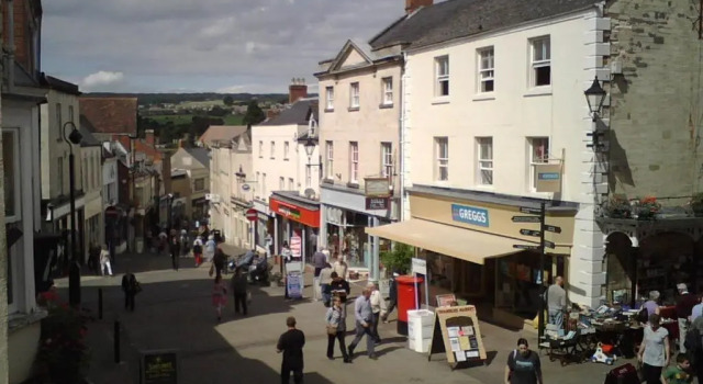 Cotswolds Valleys Accommodation - Bell Apartments - Exclusive use one and two bedroom family holiday apartments 3 available, Varaa Huoneisto Asunnot kohteessa Merseyside, Huoneisto