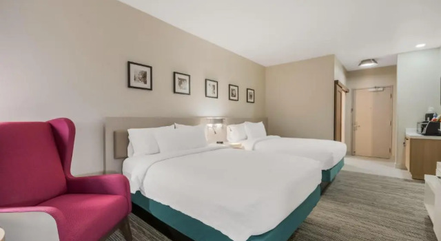 Четырёхместный номер Premium Hilton Garden Inn Oklahoma City Midtown