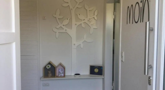 Коттедж Ferienhaus Us lütt Hus und das Zimmer Linde im Haupthaus