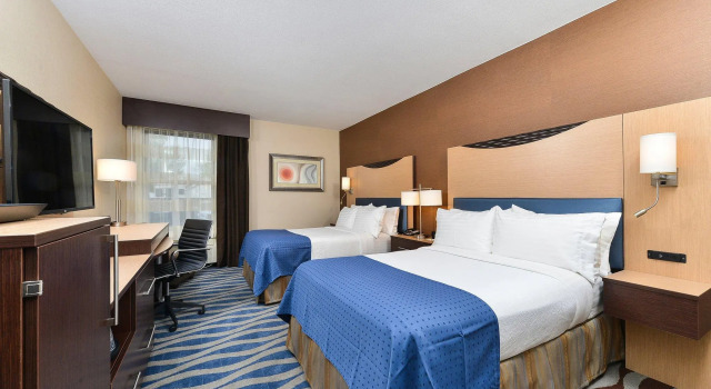 Четырёхместный номер Standard Holiday Inn Cody - Convention Center by IHG