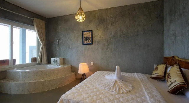 Бунгало рядом с пляжем Cosian Bay Phu Quoc Resort