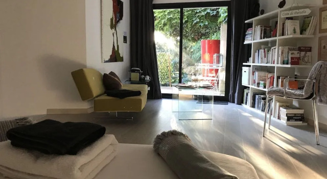 Chambre d'hôtes Essen'Ciel, Rezerwuj Hotel Nimes Gard