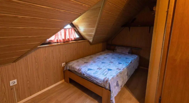 Holiday home in Novo Mesto - Dolenjska Bela krajina Unter- Weißkrain 42895, Prenota Hotel Hotel a Dolenjska con parcheggio, Parcheggio