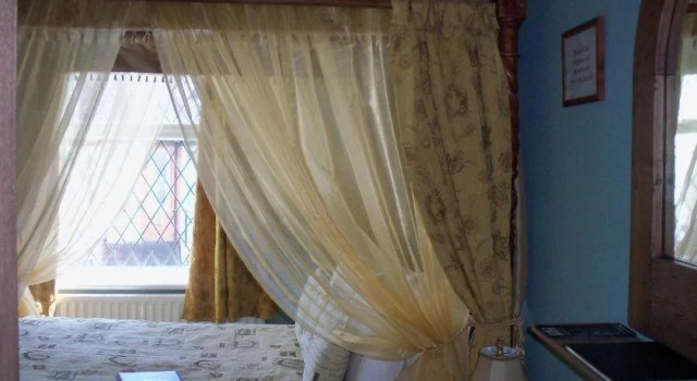 Minstrels Rest, Забронировать Отель Гастингс 