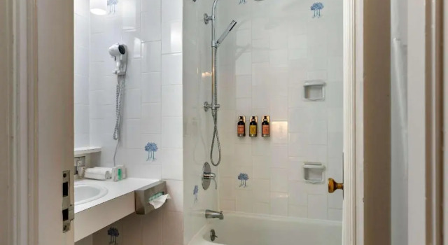 Номер Standard The Fort Garry Hotel, Spa and Conference Centre, an Ascend Collection Hotel