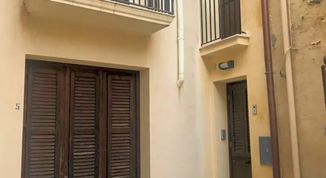 Pozzo Regina Home