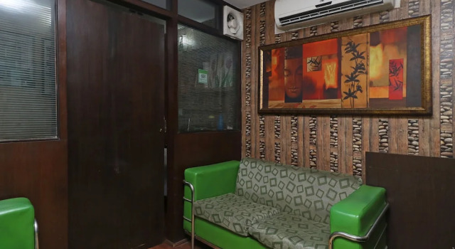 Hotel Chalet, Забронировать Шале Отели Нью-Дели с завтраком, Завтраки