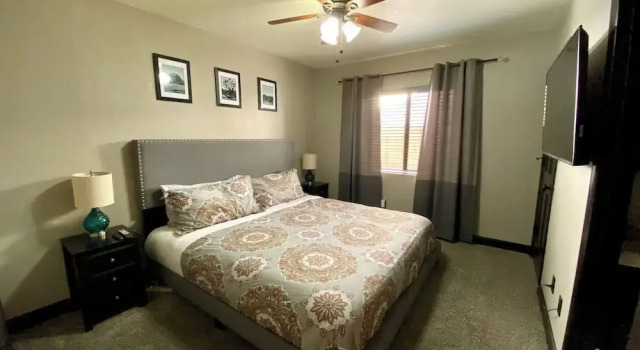 Номер Comfort Spacious Mesa Oasis with Heated Pool