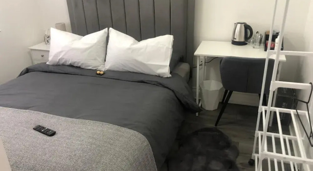 Cosy Modern Double Room Fully Equipped, Забронировать Отель Отели Англии 3 звезды, 3*
