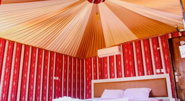 jabal burdah camp, Rezervovat Hotel Hotely v Akaba se snídaní, Snídaně