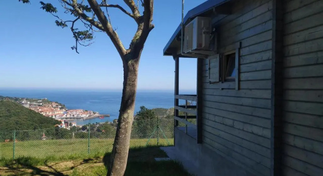 Бунгало Deluxe Camping & Bungalows Leagi