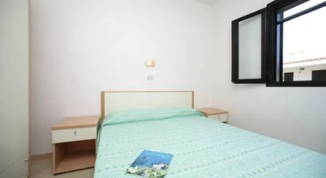 Centro Vacanze Oriente, Rezerwuj Hotel Hotele w Foresta Umbra z basenem, Basen