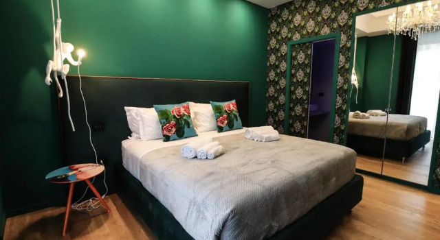 Люкс Aron Only Suites Bed and Breakfast