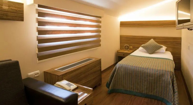 Одноместный номер Economy с балконом Hotel Buyuk Keban
