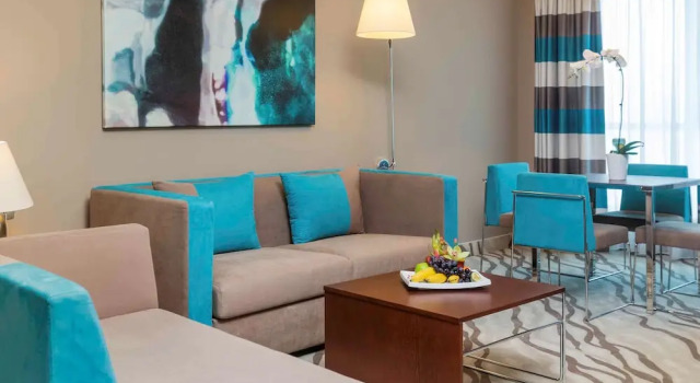 Двухместный люкс Executive Novotel Dubai Al Barsha