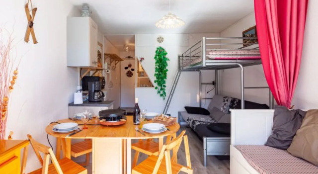 Soyouz Vanguard 42204, Book Hotel Hoteller i Rhône-Alps med pool, Swimmingpool